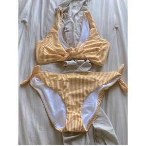 **HOLLISTER** *Yellow*Striped*Tie Front*Bikini*XL*